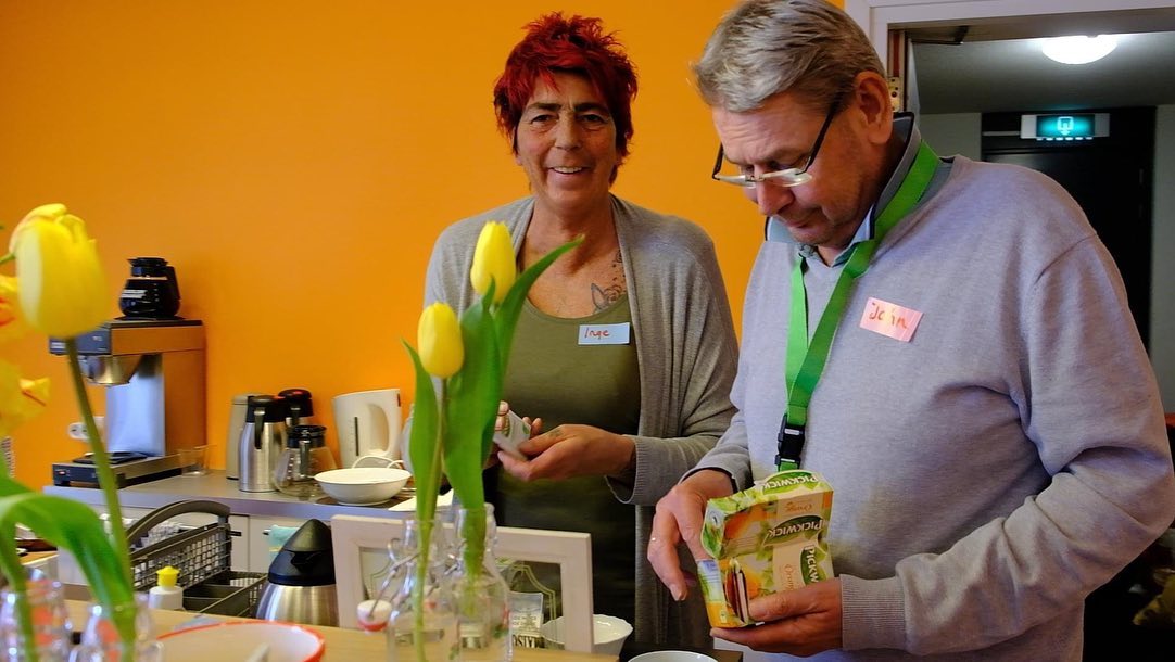 Gastvrouw en gastheer